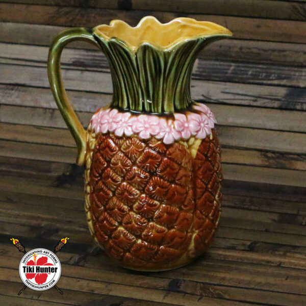 Hawaii Pineapple Lei - Pitcher - Japan